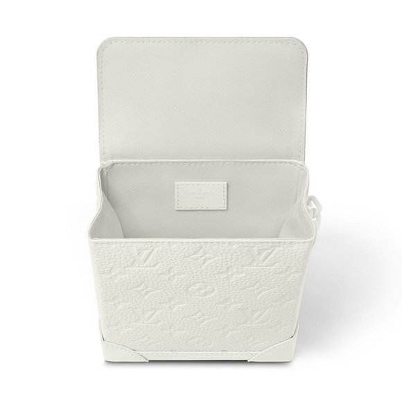 NEW 🤍 Louis Vuitton White Nano Streamer Bag *RARE* - Picture 4 of 5